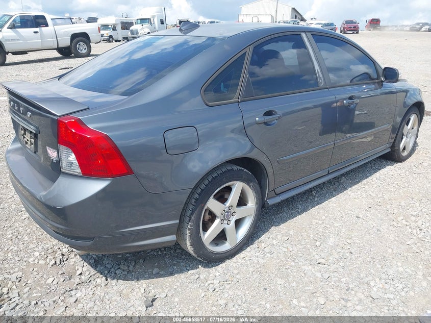 2009 Volvo S40 VIN YV1MS672692464878 IAAI salvage auction — NORMAL WEAR, Clear (Tennessee), sold $575 on 2026-08-13 (photo 4)