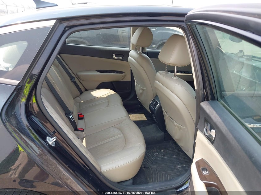 2016 Kia Optima VIN 5XXGU4L32GG074688 IAAI salvage auction — FRONT & REAR, Clear (Minnesota), sold $75 on 2026-07-29 (photo 8)
