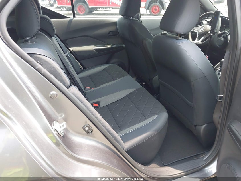 2020 Nissan Kicks VIN 3N1CP5BV5LL518338 IAAI salvage auction — NORMAL WEAR, SF97 (Virginia), sold $9,400 on 2026-07-22 (photo 8)