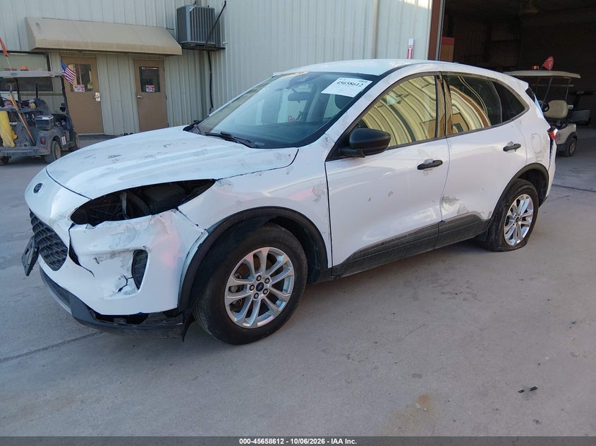 2022 Ford Escape VIN 1FMCU0F63NUB19749 IAAI salvage auction — Front End, Clear, sold $3,800 on 2026-10-19 (photo 2)