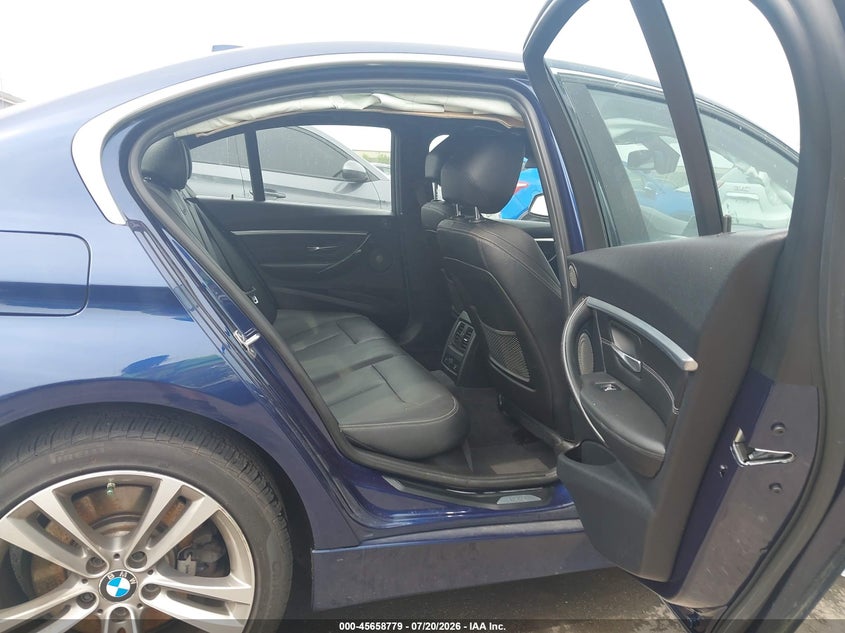 2016 BMW 3er VIN WBA8B7G57GNT70671 IAAI salvage auction — RIGHT FRONT, Wait Title, sold $6,725 on 2026-08-11 (photo 8)