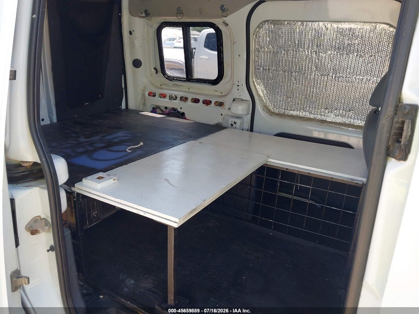 2011 Ford Transit connect VIN NM0LS7BN3BT063956 IAAI salvage auction — NORMAL WEAR, Clear (North Carolina), sold $125 on 2026-07-24 (photo 8)