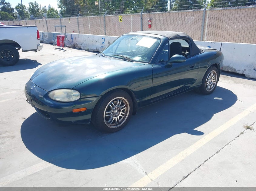 1999 Mazda Mx-5 miata VIN JM1NB353XX0123304 IAAI salvage auction — NORMAL WEAR, Clear - Dealer Only (California), sold $300 on 2026-07-29 (photo 2)
