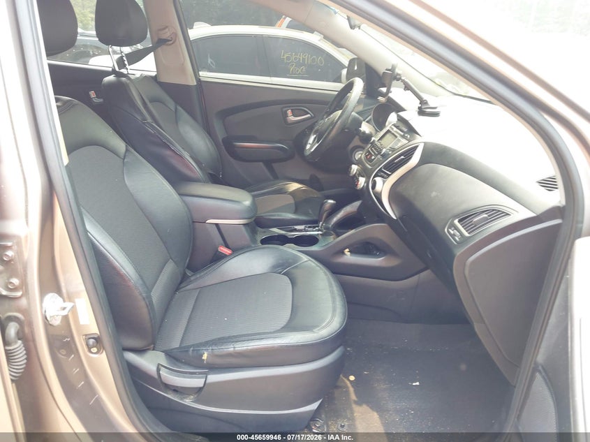 2012 Hyundai Tucson VIN KM8JU3AC6CU359137 IAAI salvage auction — NORMAL WEAR, Clear (Virginia), sold $675 on 2026-07-29 (photo 5)