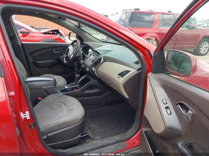 2015 Hyundai Tucson VIN KM8JT3AF0FU027891 IAAI salvage auction — NORMAL WEAR, Salvage Title, sold $725 on 2026-07-28 (photo 5)