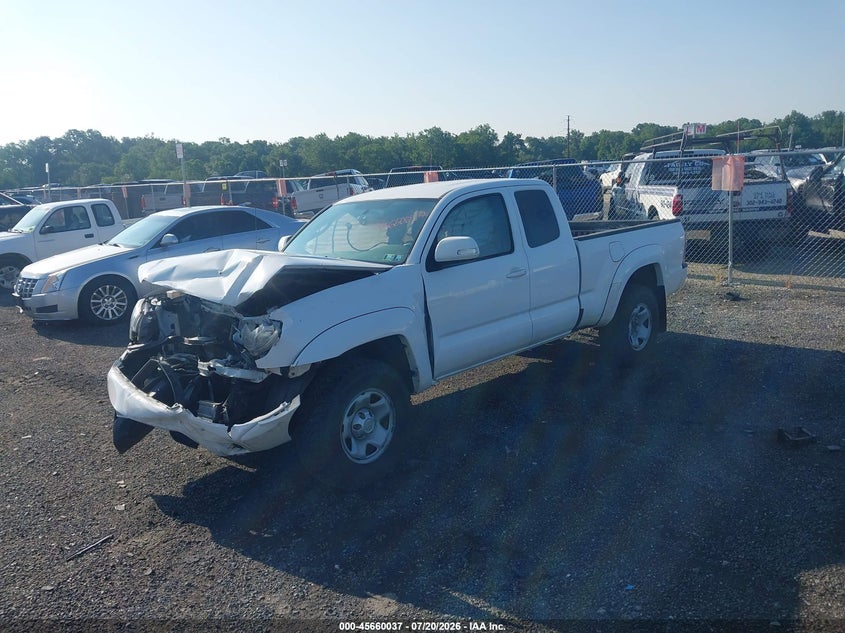 2015 Toyota Tacoma VIN 5TFUX4EN9FX031949 IAAI salvage auction — FRONT END, Clear (Pennsylvania), sold $3,550 on 2026-07-30 (photo 2)