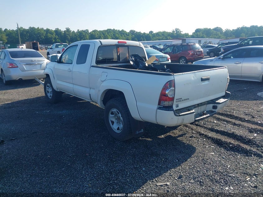 2015 Toyota Tacoma VIN 5TFUX4EN9FX031949 IAAI salvage auction — FRONT END, Clear (Pennsylvania), sold $3,550 on 2026-07-30 (photo 3)