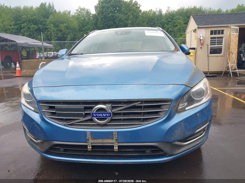 2015 Volvo V60 VIN YV1612SMXF1246263 IAAI salvage auction — NORMAL WEAR, Salvage Title, sold $2,100 on 2026-08-13 (photo 6)