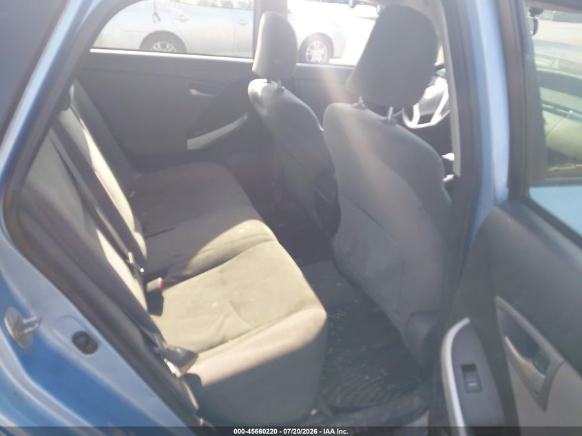 2013 Toyota Prius plug-in VIN JTDKN3DP5D3036578 IAAI salvage auction — NORMAL WEAR, Clear (Massachusetts), sold $25 on 2026-07-31 (photo 8)