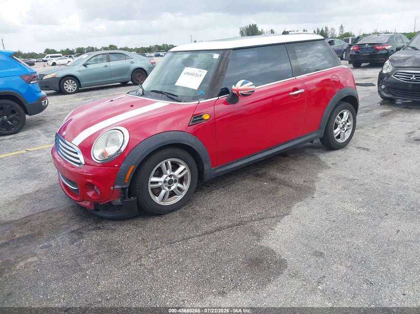 2012 Mini Cooper VIN WMWSU3C57CT256500 IAAI salvage auction — NORMAL WEAR, Clear (Florida), sold $375 on 2026-08-06 (photo 2)