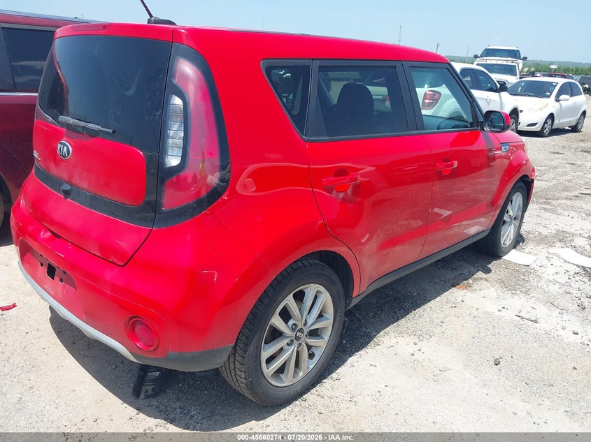 2018 Kia Soul VIN KNDJP3A50J7622196 IAAI salvage auction — NORMAL WEAR, Clear (Oklahoma), sold $25 on 2026-07-28 (photo 4)