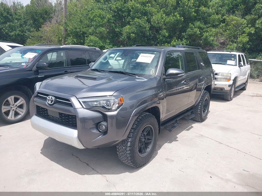 2021 Toyota 4runner VIN JTERU5JR3M5865314 IAAI salvage auction — LEFT FRONT, Salvage (California), sold $21,100 on 2026-07-29 (photo 2)