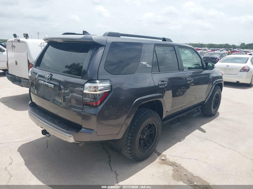 2021 Toyota 4runner VIN JTERU5JR3M5865314 IAAI salvage auction — LEFT FRONT, Salvage (California), sold $21,100 on 2026-07-29 (photo 4)