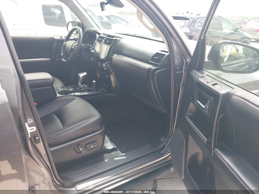 2021 Toyota 4runner VIN JTERU5JR3M5865314 IAAI salvage auction — LEFT FRONT, Salvage (California), sold $21,100 on 2026-07-29 (photo 5)