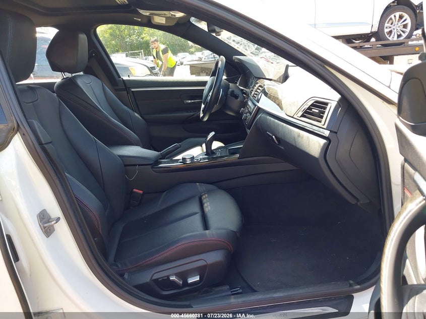 2016 BMW 4er VIN WBA4C9C50GG135966 IAAI salvage auction — LEFT SIDE, Salvage Title, sold $3,100 on 2026-08-19 (photo 5)