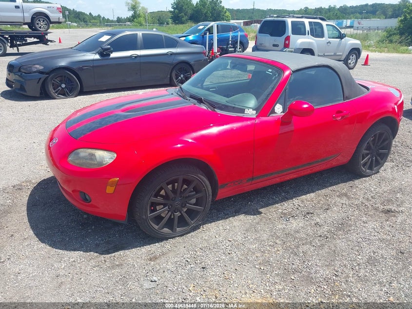 2006 Mazda Mx-5 VIN JM1NC25F260107971 IAAI salvage auction — NORMAL WEAR, Clear (Alabama), sold $225 on 2026-07-29 (photo 2)