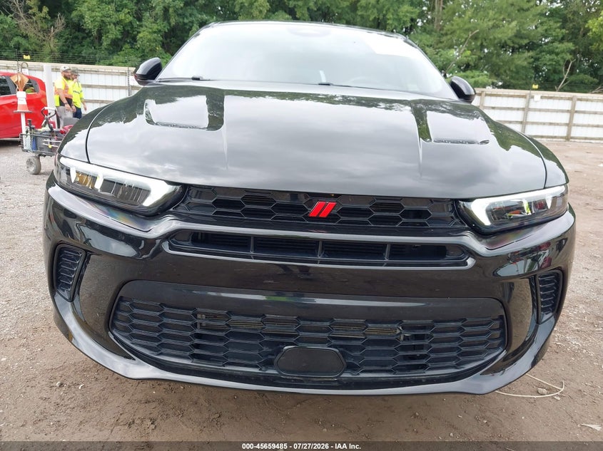 2023 Dodge Hornet VIN ZACNDFAN7P3A04145 IAAI salvage auction — ROOF, Salvage Title, sold $7,600 on 2026-08-21 (photo 6)