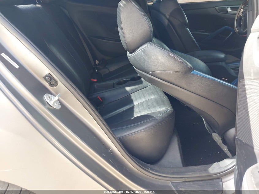 2013 Hyundai Veloster VIN KMHTC6AE3DU172504 IAAI salvage auction — RIGHT FRONT, Salvage Title, sold $700 on 2026-08-01 (photo 8)
