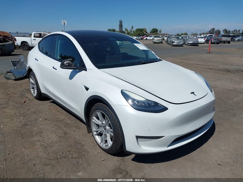 2020 Tesla Model y VIN 5YJYGDEE7LF010752 IAAI salvage auction — REAR END, Salvage Title, sold $7,950 on 2026-08-21 (photo 1)