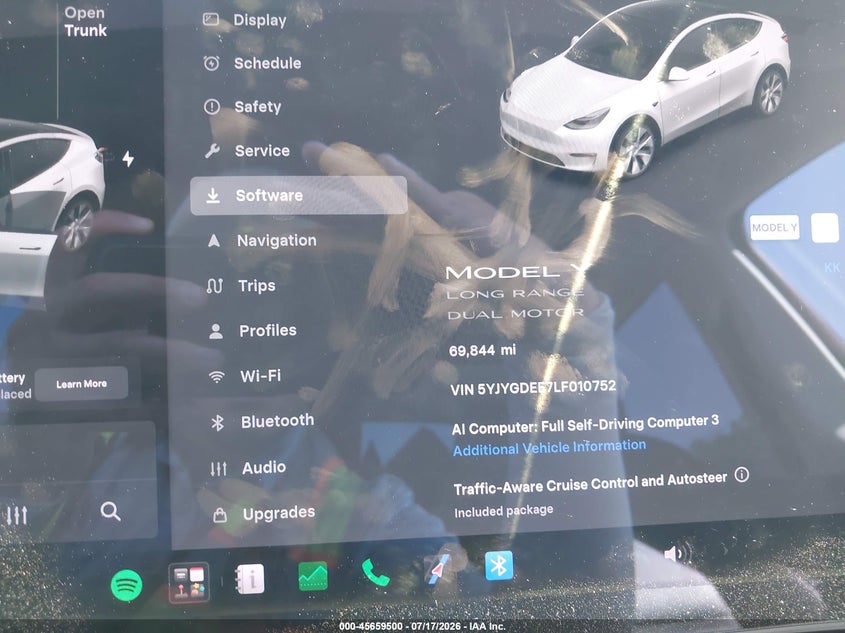 2020 Tesla Model y VIN 5YJYGDEE7LF010752 IAAI salvage auction — REAR END, Salvage Title, sold $7,950 on 2026-08-21 (photo 7)