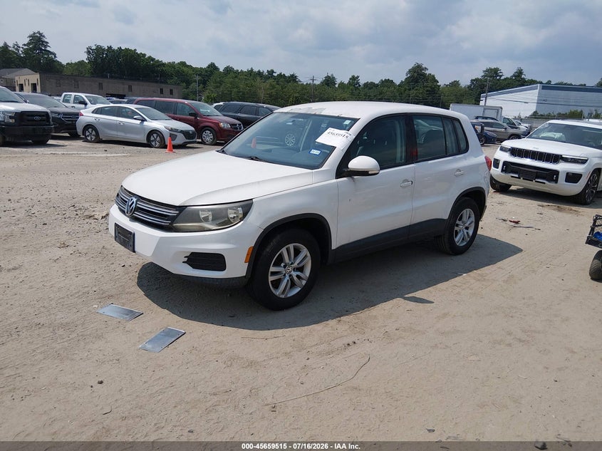 2013 Volkswagen Tiguan VIN WVGAV3AX4DW592729 IAAI salvage auction — NORMAL WEAR, Original (Texas), sold $375 on 2026-07-29 (photo 2)