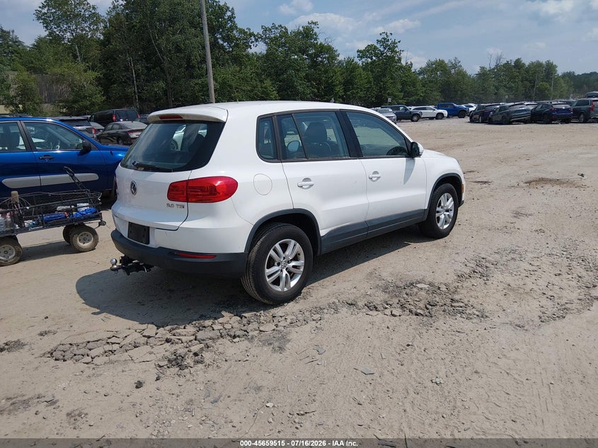 2013 Volkswagen Tiguan VIN WVGAV3AX4DW592729 IAAI salvage auction — NORMAL WEAR, Original (Texas), sold $375 on 2026-07-29 (photo 4)