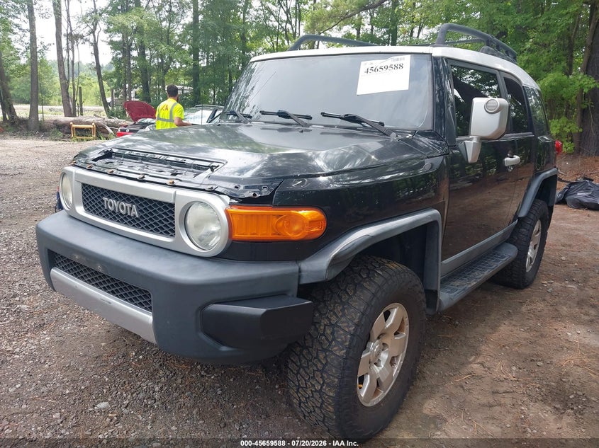 2007 Toyota Fj cruiser VIN JTEBU11F870043786 IAAI salvage auction — NORMAL WEAR, Clear (Virginia), sold $3,550 on 2026-07-28 (photo 2)