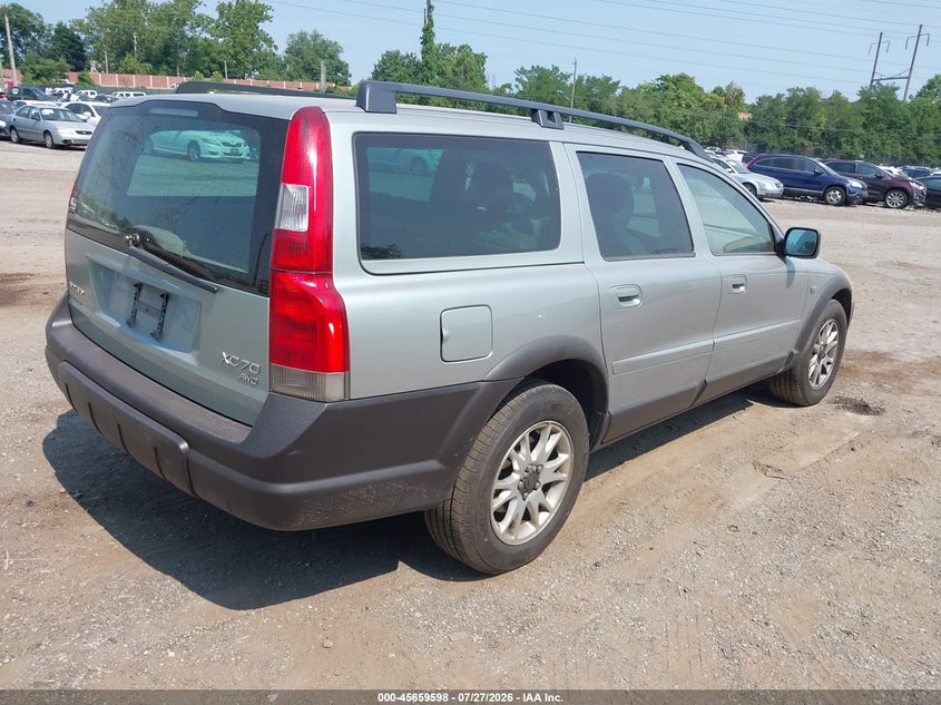 2004 Volvo Xc70 VIN YV1SZ59H141160726 IAAI salvage auction — NORMAL WEAR, Clear (Pennsylvania), sold $400 on 2026-07-31 (photo 4)