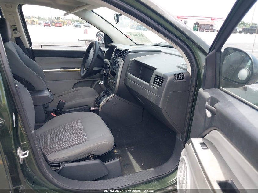 2007 Jeep Compass VIN 1J8FT47W37D249794 IAAI salvage auction — RIGHT FRONT, Rebuildable (Florida), sold $375 on 2026-08-15 (photo 5)