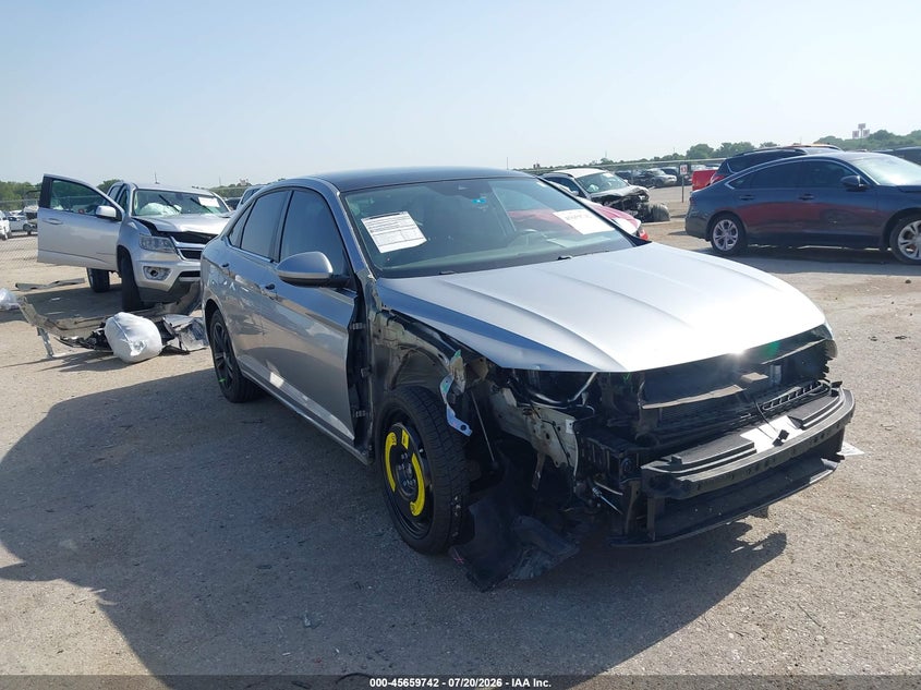 2024 Volkswagen Jetta VIN 3VW7M7BU7RM054642 — IAAI salvage auction photo