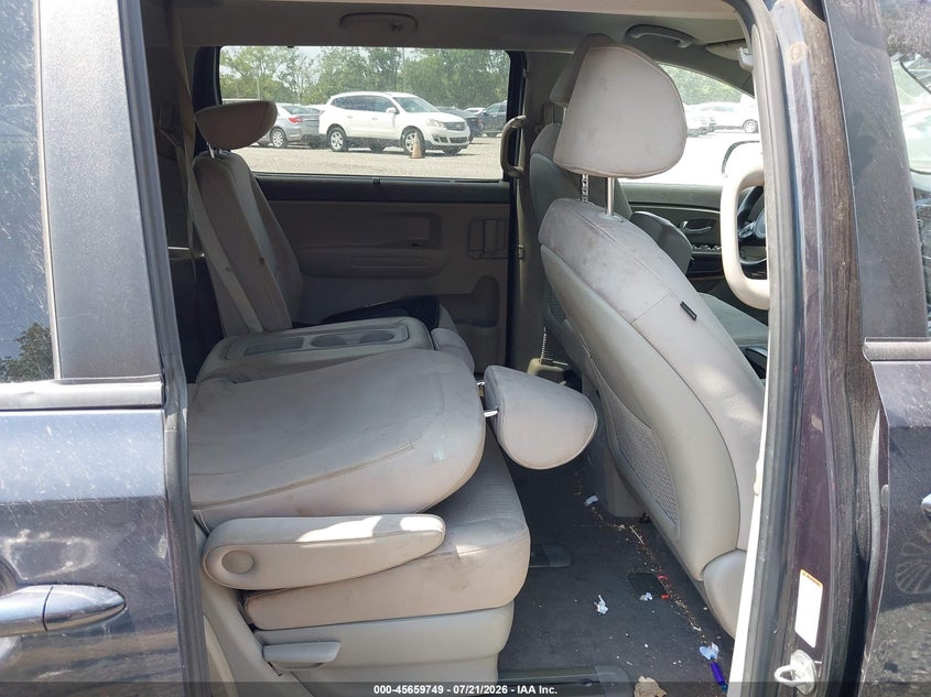 2016 Kia SEDONA VIN KNDMB5C16G6140039 IAAI salvage auction — FRONT END, Clear (Indiana), sold $25 on 2026-07-29 (photo 8)