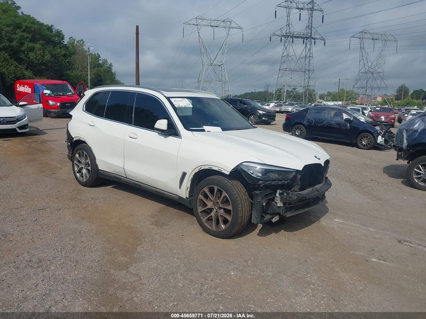 2020 BMW X5 VIN 5UXCR6C03L9B87379 — IAAI salvage auction photo