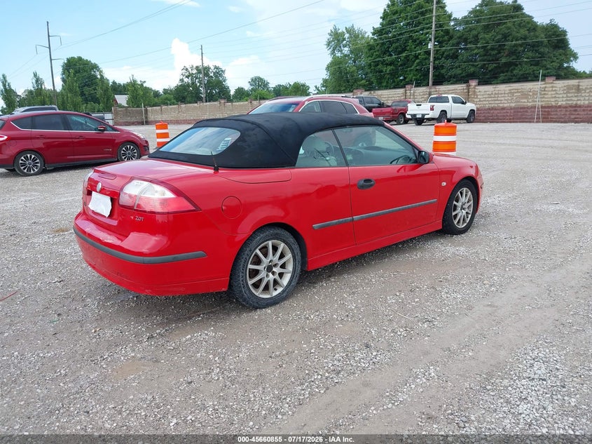 2005 Saab 9-3 VIN YS3FD79Y056002845 IAAI salvage auction — NORMAL WEAR, Clear (Missouri), sold $25 on 2026-07-30 (photo 4)