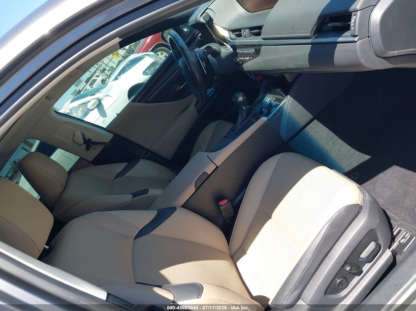 2020 Lexus ES VIN 58ADZ1B14LU053076 IAAI salvage auction — FRONT END, Salvage Title, sold $12,400 on 2026-08-25 (photo 5)
