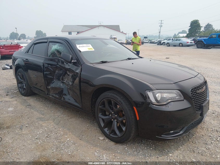 2022 Chrysler 300 VIN 2C3CCABG0NH135264 — IAAI salvage auction photo