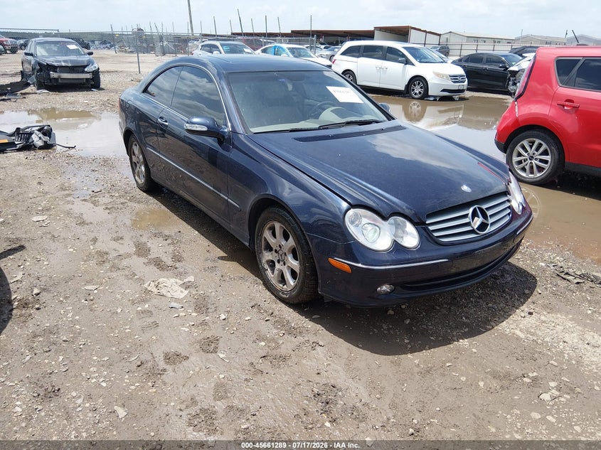 2003 Mercedes-benz Clk-class VIN WDBTJ65J23F023150 IAAI salvage auction — RIGHT SIDE, Salvage (Texas), sold $925 on 2026-08-18 (photo 1)