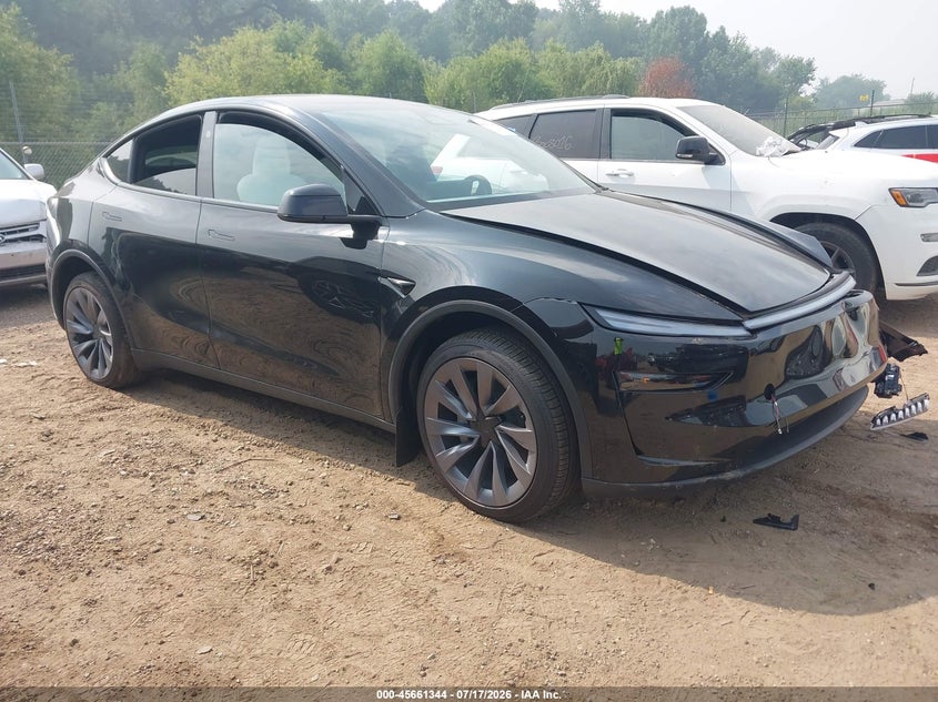 2026 Tesla Model y VIN 7SAYGDED3TF635854 IAAI salvage auction — FRONT END, Wait Title, sold $21,000 on 2026-10-03 (photo 1)