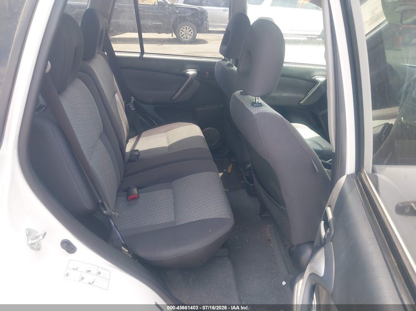 2005 Toyota Rav4 VIN JTEHD20V256026632 IAAI salvage auction — NORMAL WEAR, Clear (Utah), sold $425 on 2026-07-23 (photo 8)