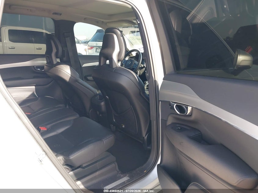 2016 Volvo Xc90 VIN YV4102KK7G1063886 IAAI salvage auction — NORMAL WEAR, Original (Texas), sold $575 on 2026-07-28 (photo 8)