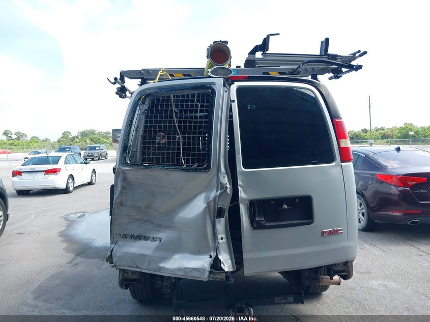 2018 Gmc Savana VIN 1GTW7AFG4J1189473 IAAI salvage auction — REAR END, Rebuildable (Florida), sold $25 on 2026-08-01 (photo 6)