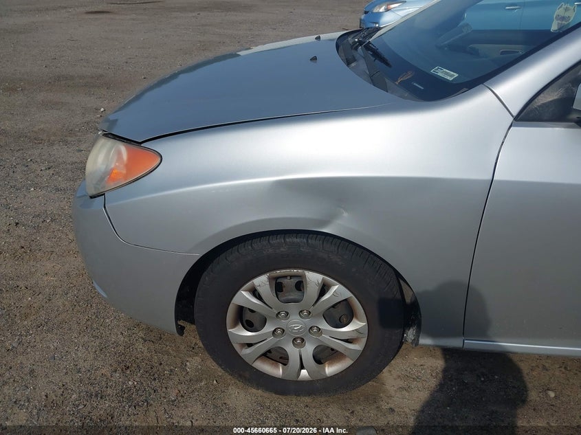 2010 Hyundai Elantra VIN KMHDU4AD6AU845035 IAAI salvage auction — NORMAL WEAR, Reconstructed (Massachusetts), sold $25 on 2026-07-31 (photo 6)