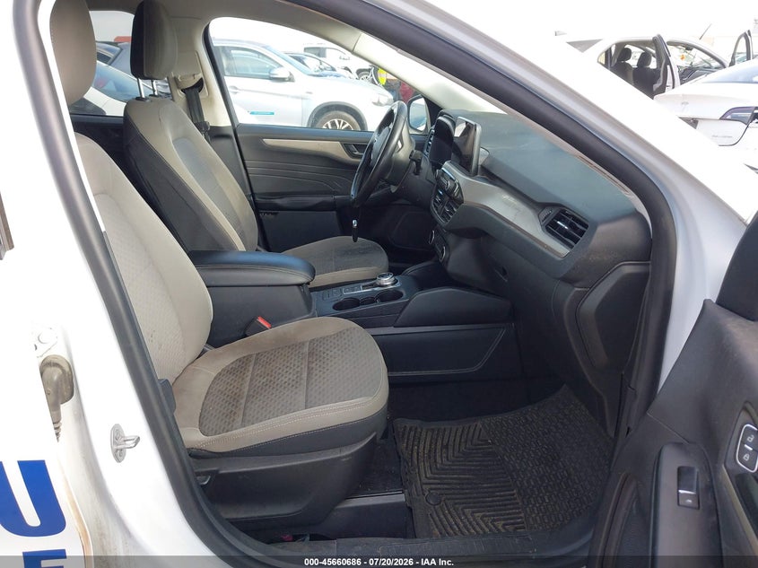 2022 Ford Escape VIN 1FMCU0G67NUB79967 IAAI salvage auction — MECHANICAL, Enterprise Vehicles Clear Only (Texas), sold $8,100 on 2026-07-29 (photo 5)
