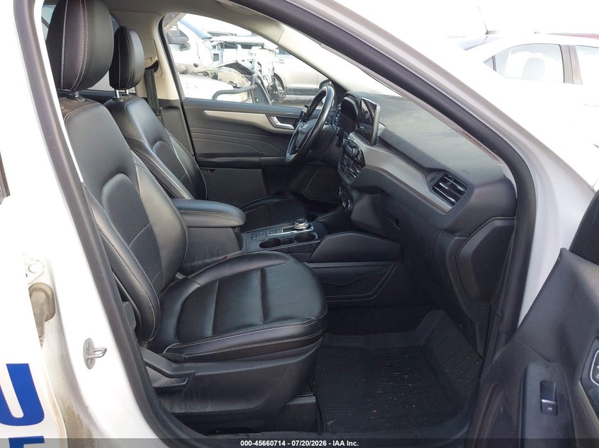 2022 Ford Escape VIN 1FMCU0H61NUB93488 IAAI salvage auction — REAR END, Enterprise Vehicles Clear Only (Texas), sold $10,000 on 2026-07-29 (photo 5)