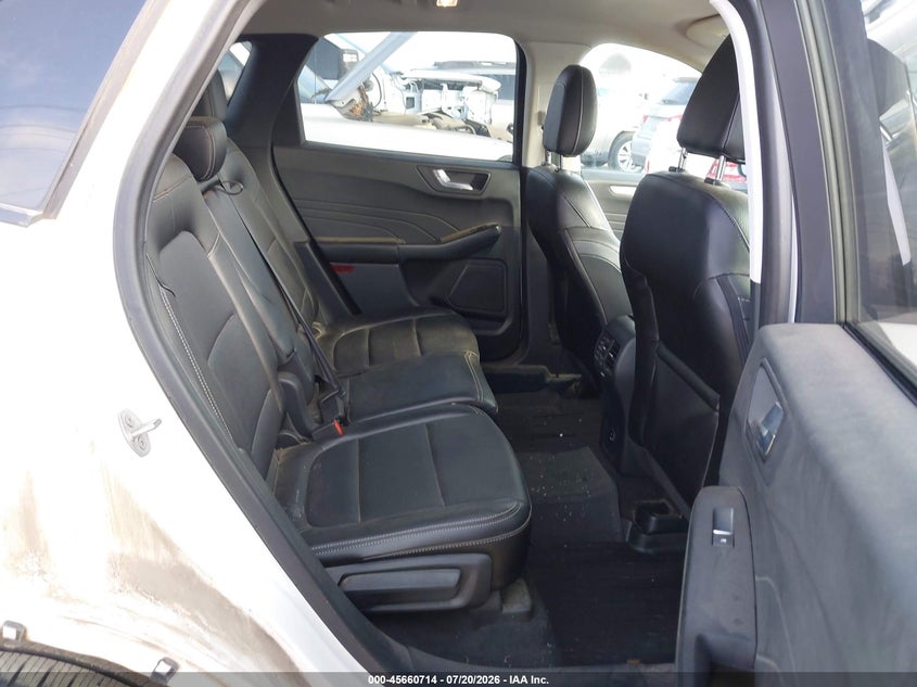 2022 Ford Escape VIN 1FMCU0H61NUB93488 IAAI salvage auction — REAR END, Enterprise Vehicles Clear Only (Texas), sold $10,000 on 2026-07-29 (photo 8)