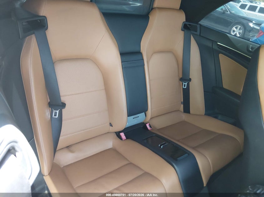 2012 Mercedes-benz E-class VIN WDDKK7DF9CF161724 IAAI salvage auction — NORMAL WEAR, Original (Texas), sold $1,550 on 2026-08-10 (photo 8)