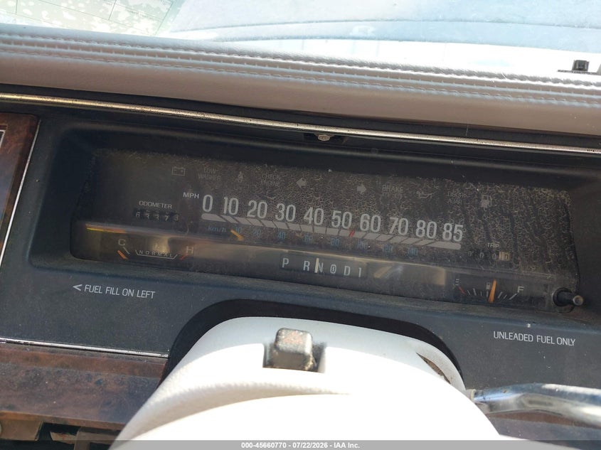 1992 Lincoln TOWN CAR VIN 1LNLM81W4NY638727 IAAI salvage auction — NORMAL WEAR, Clear (Montana), sold $25 on 2026-07-29 (photo 7)
