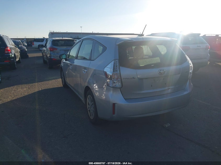 2012 Toyota Prius v VIN JTDZN3EU4C3129125 IAAI salvage auction — NORMAL WEAR, Clear (Colorado), sold $1,100 on 2026-07-28 (photo 3)