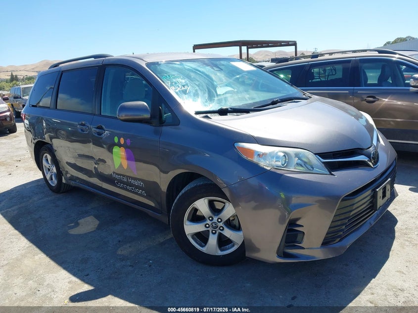 2020 Toyota Sienna VIN 5TDKZ3DC3LS049277 IAAI salvage auction — RIGHT SIDE, Salvage Title, sold $5,100 on 2026-07-30 (photo 1)