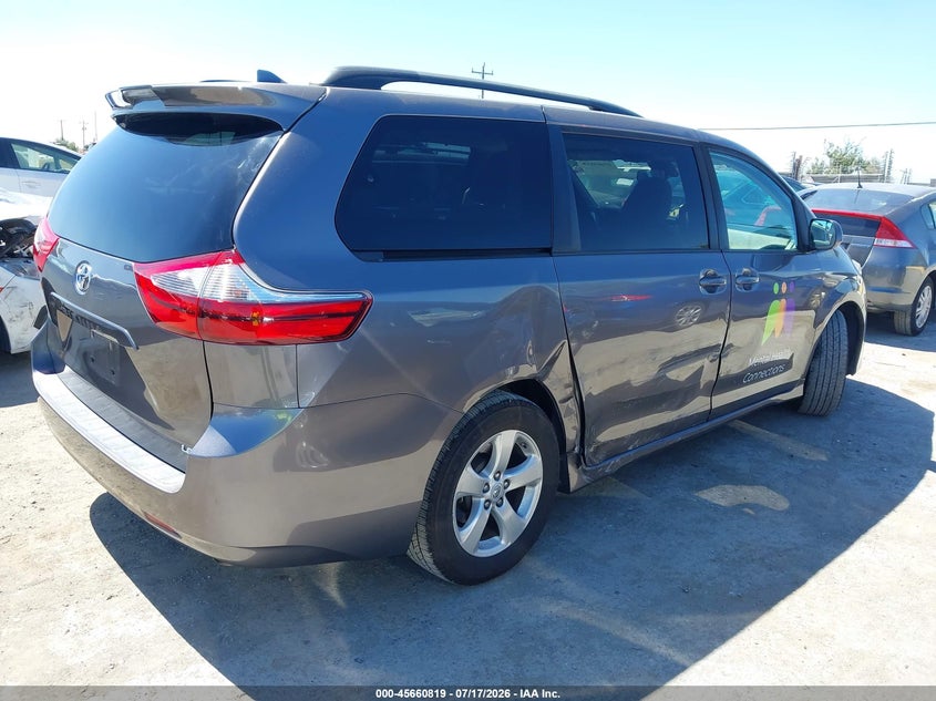 2020 Toyota Sienna VIN 5TDKZ3DC3LS049277 IAAI salvage auction — RIGHT SIDE, Salvage Title, sold $5,100 on 2026-07-30 (photo 4)