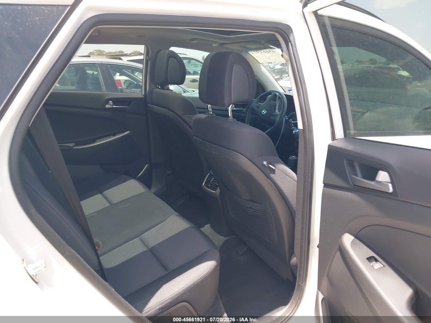 2017 Hyundai Tucson VIN KM8J33A22HU549020 IAAI salvage auction — NORMAL WEAR, Original (Texas), sold $3,100 on 2026-07-28 (photo 8)